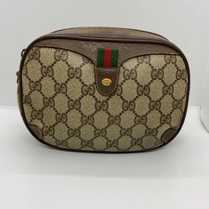 Gucci Supreme Round Crossbody
